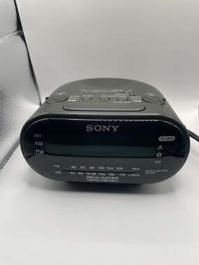 Sony ICF-C318 Dream Machine AM/FM Alarm Clock Radio Dual Alarm Tested